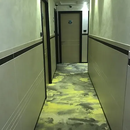 ايبيس ستيلز ميلانو سنترو فندق ميلان