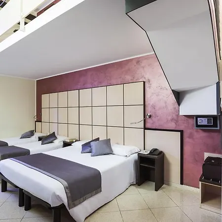 Szálloda Ibis Styles Centro Milánó