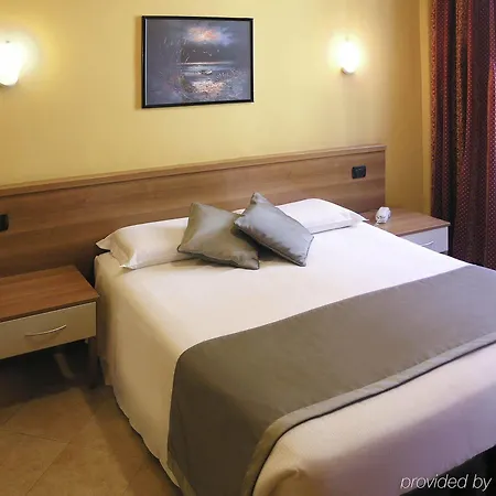 Ibis Styles Centro 3* Milán