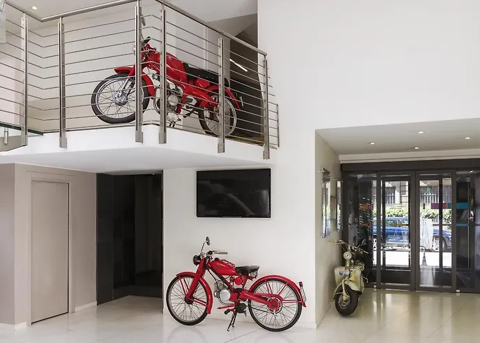 מלון Ibis Styles Centro 3*