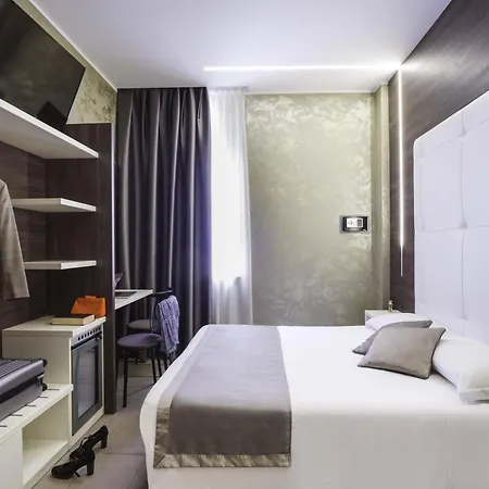 Ibis Styles Centro 3* Milán