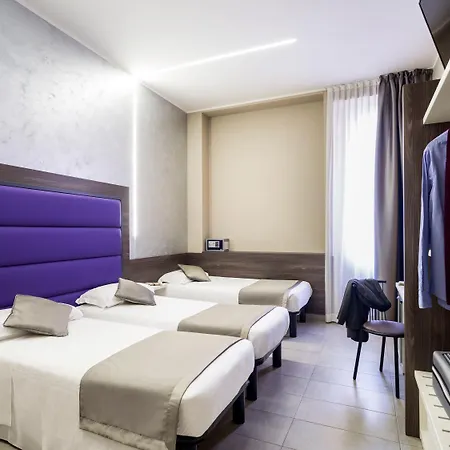 Ibis Styles Centro 3* מילאנו